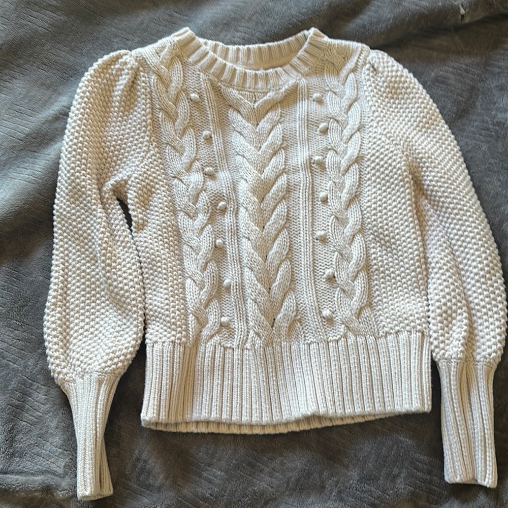 Gap cable knit style sweater